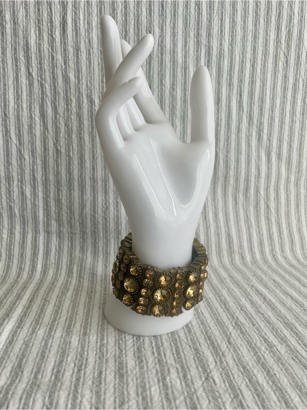 WHITE HOUSE BLACK MARKET Bronze Tone‎ Amber Stretch Cuff Bracelet
